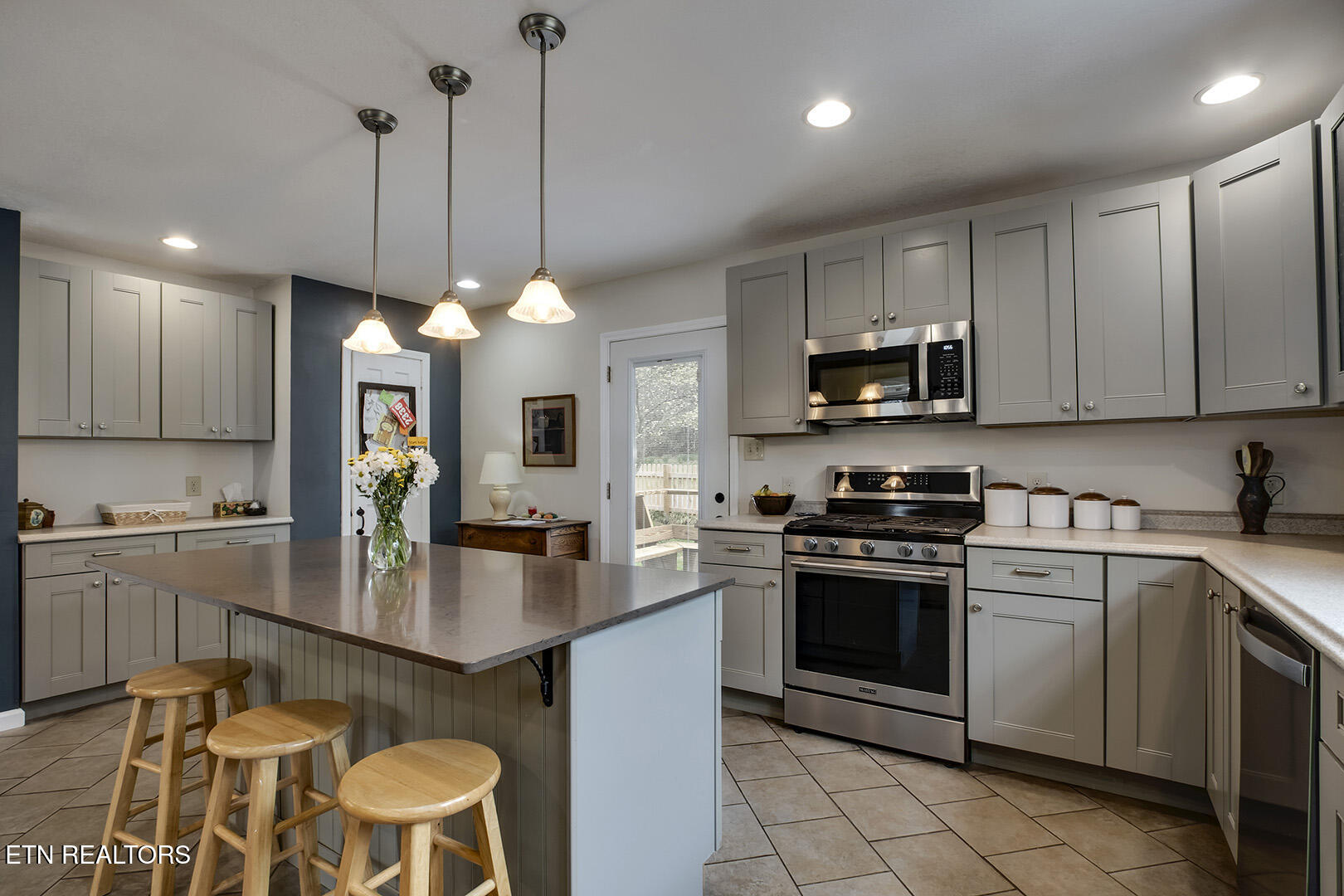 123 Orchard Road Norris, TN 37828 - Photo 19 of 52 19_OrchardRoad_123_Kitchen04