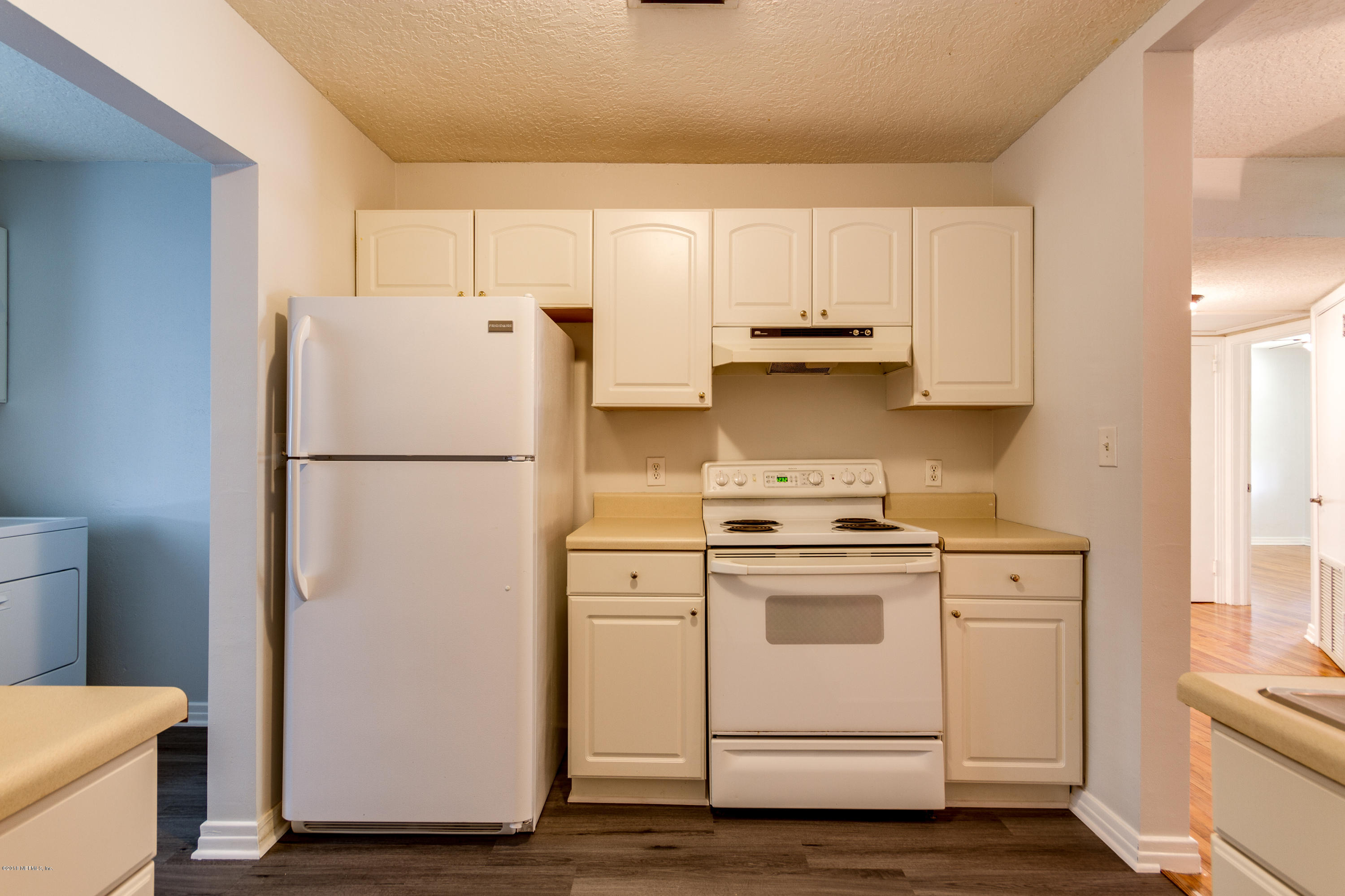 5339 Eulace Road Jacksonville, FL 32210 - Photo 13 of 24 20180917 5339 Eulace Rd013LARGE