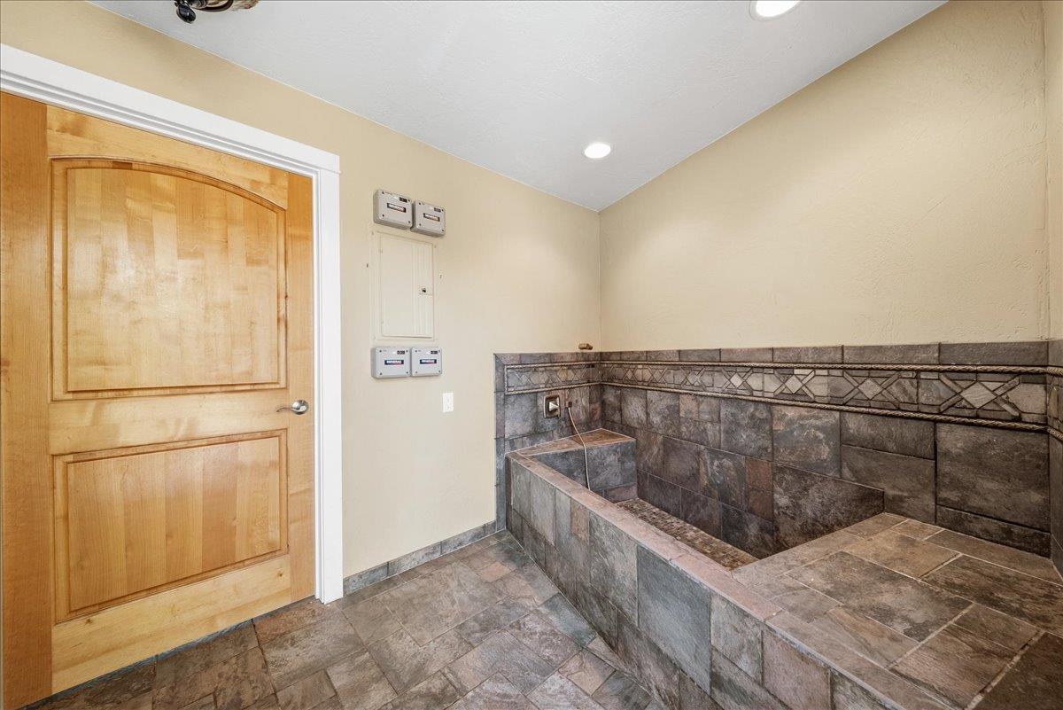 16035 Running Springs Road Grass Valley, CA 95949 - Photo 35 of 94