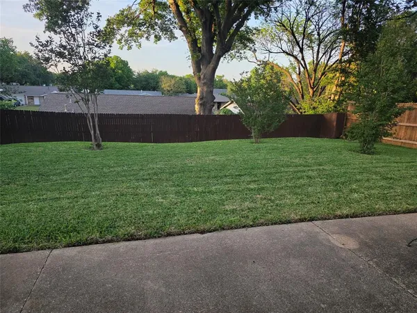 $295,000 | 608 Shelmar Drive, Euless, TX 76039