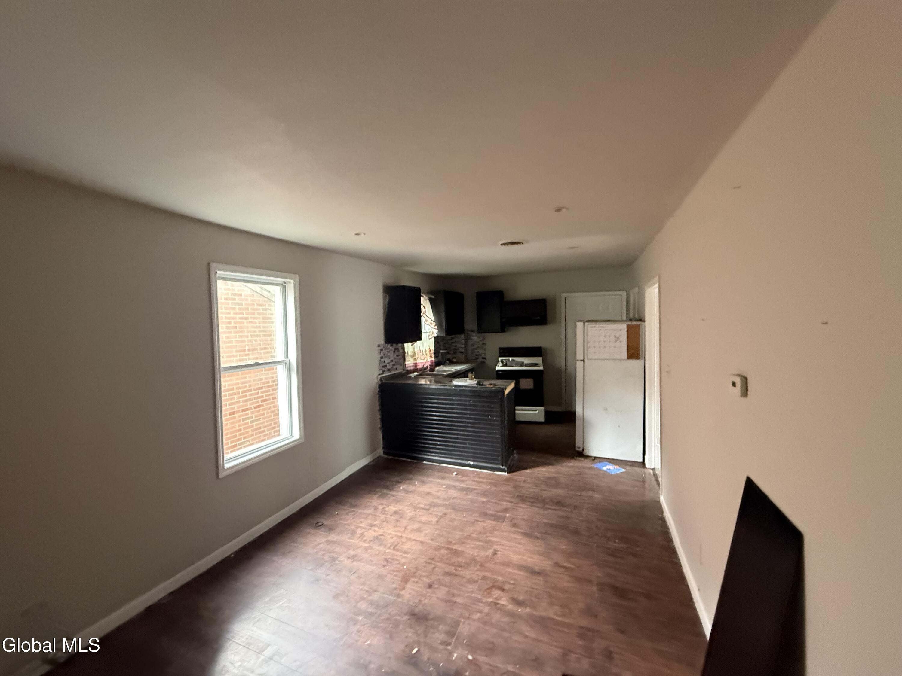 1453 1st Street Rensselaer, NY 12144 - Photo 4 of 29 IMG_5541