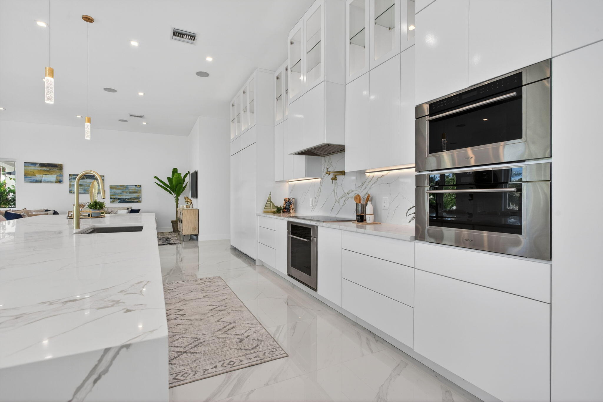 2641 Northeast 48th Street Lighthouse Point, FL 33064 - Photo 20 of 88 high-end appliances