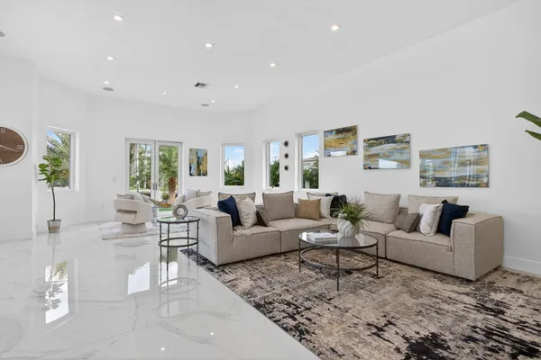 $5,699,000 | 2641 Northeast 48th Street, Lighthouse Point, FL 33064
