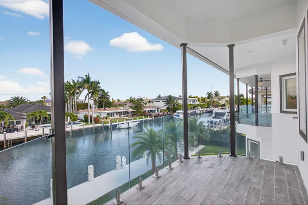 $5,699,000 | 2641 Northeast 48th Street, Lighthouse Point, FL 33064