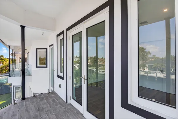 $5,699,000 | 2641 Northeast 48th Street, Lighthouse Point, FL 33064