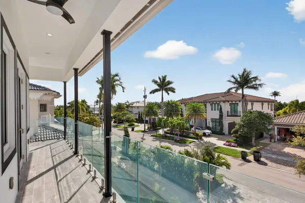 $5,699,000 | 2641 Northeast 48th Street, Lighthouse Point, FL 33064