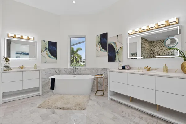 $5,699,000 | 2641 Northeast 48th Street, Lighthouse Point, FL 33064