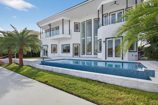 $5,699,000 | 2641 Northeast 48th Street, Lighthouse Point, FL 33064