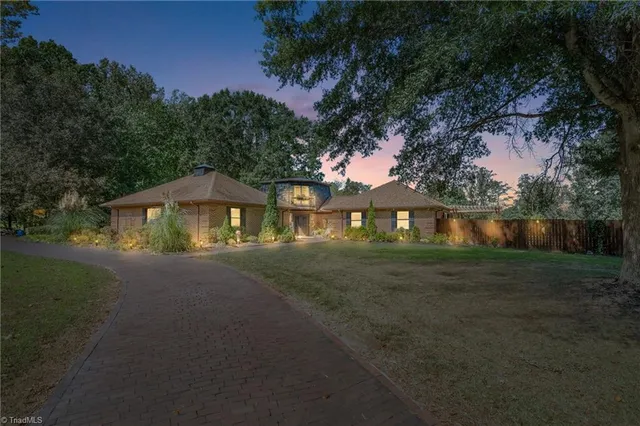 $625,000 | 8421 Witty Road, Summerfield, NC 27358