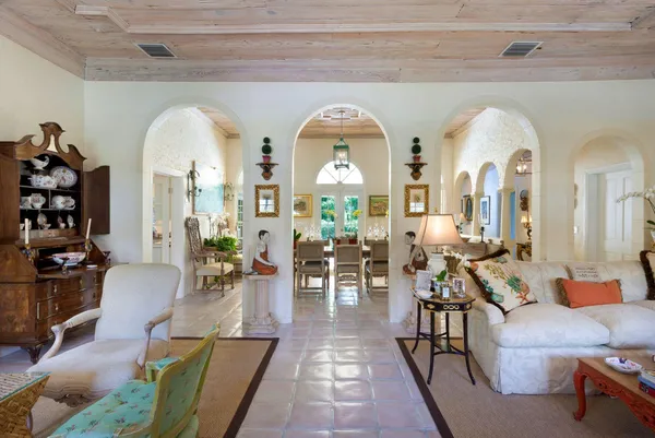 $12,000 | 4210 Washington Road, West Palm Beach, FL 33405