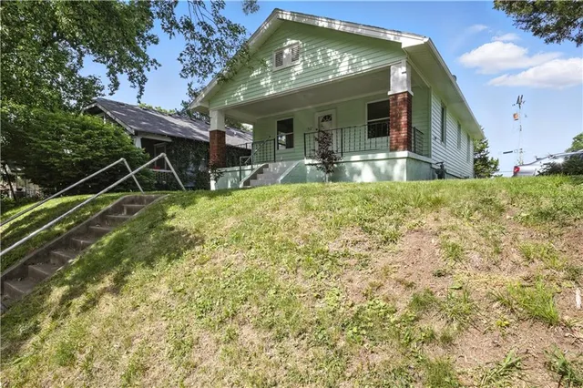 $215,000 | 1962 North 28th Street, Kansas City, KS 66104
