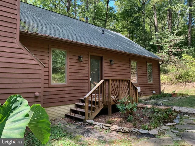 $2,950 | 100 Aquia Creek Road, Stafford, VA 22554