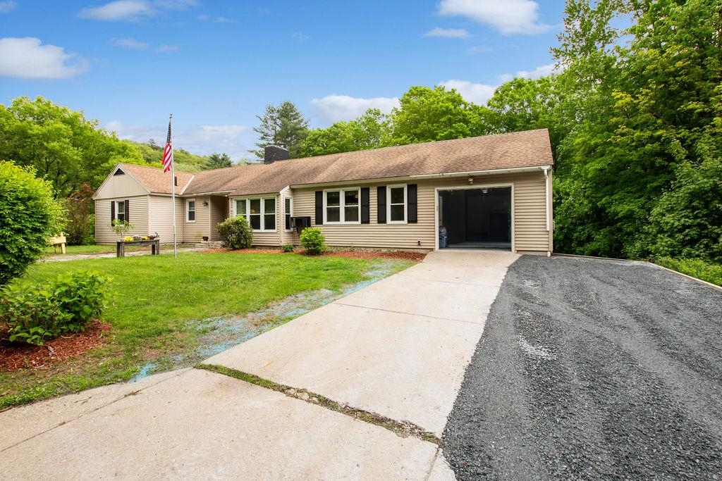 47 Dell Road Springfield, VT 05156 - Photo 3 of 45