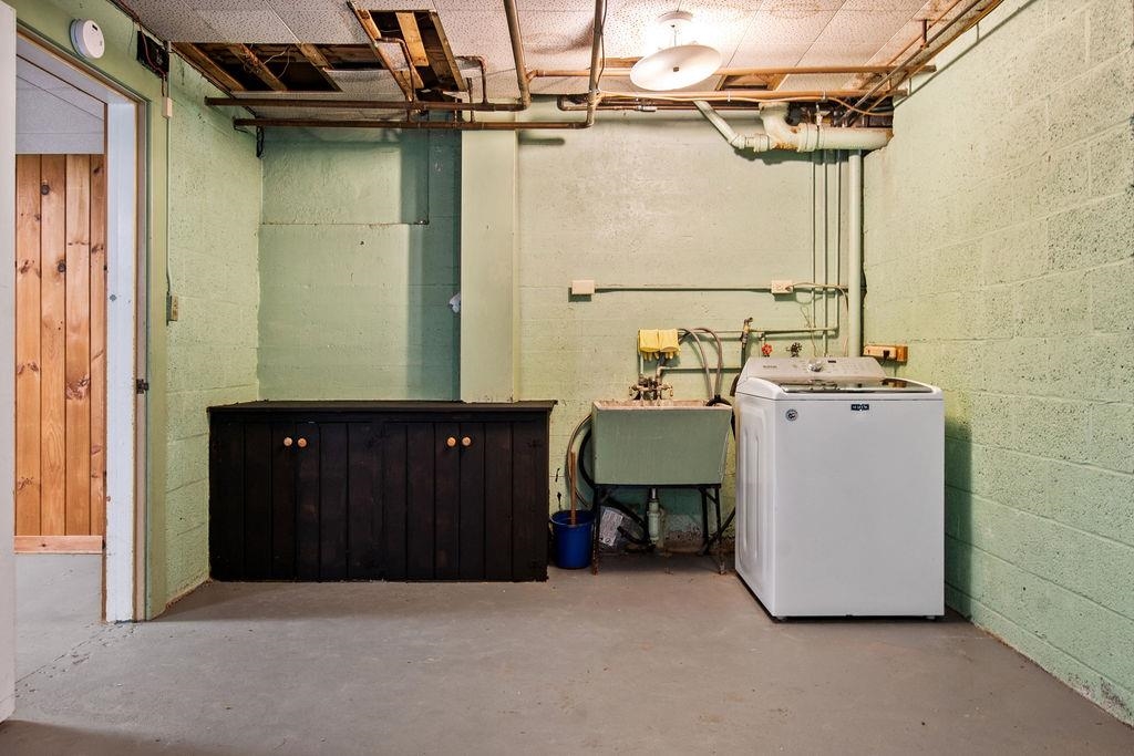 47 Dell Road Springfield, VT 05156 - Photo 38 of 45