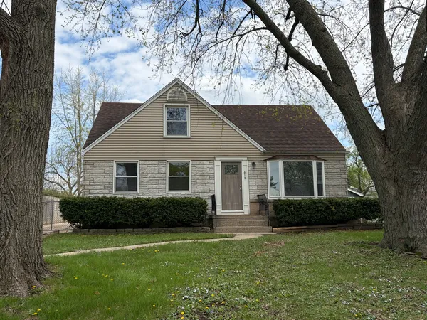 $399,000 | 619 North Edgewood Avenue, Lombard, IL 60148