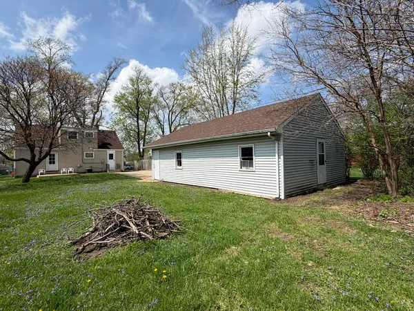 $399,000 | 619 North Edgewood Avenue, Lombard, IL 60148