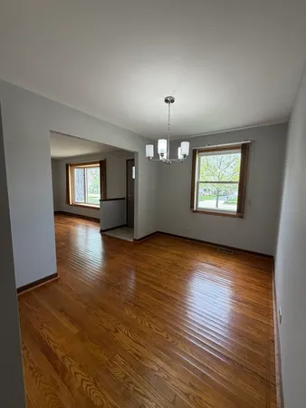 $399,000 | 619 North Edgewood Avenue, Lombard, IL 60148