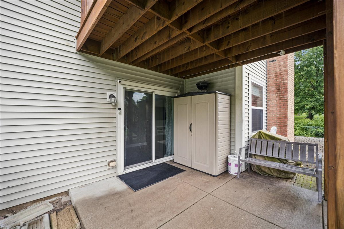 2 Springbrook Court Streamwood, IL 60107 - Photo 27 of 38