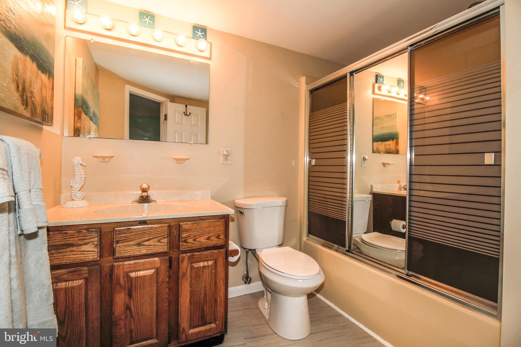8147 Elizabeth Road Pasadena, MD 21122 - Photo 17 of 23 Master Bathroom