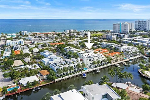 $1,999,995 | 240 Shore Court, Lauderdale-by-the-Sea, FL 33308