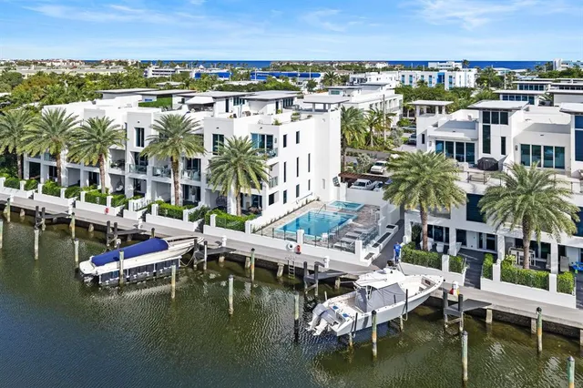 $1,999,995 | 240 Shore Court, Lauderdale-by-the-Sea, FL 33308
