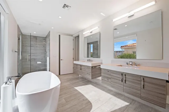 $1,999,995 | 240 Shore Court, Lauderdale-by-the-Sea, FL 33308