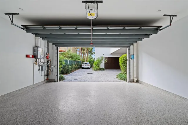 $1,999,995 | 240 Shore Court, Lauderdale-by-the-Sea, FL 33308