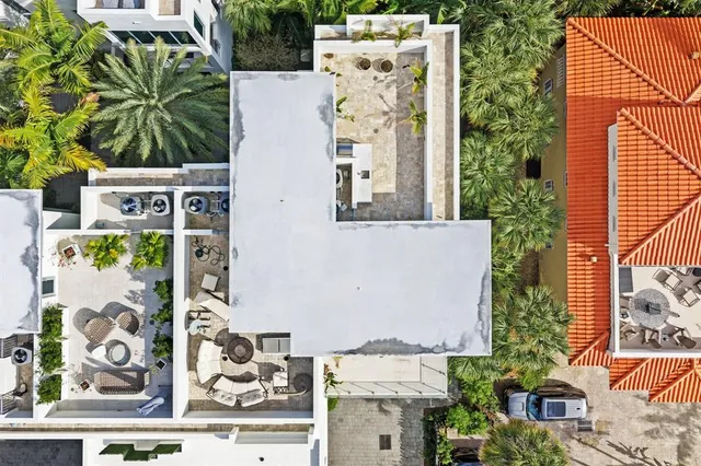 $1,999,995 | 240 Shore Court, Lauderdale-by-the-Sea, FL 33308