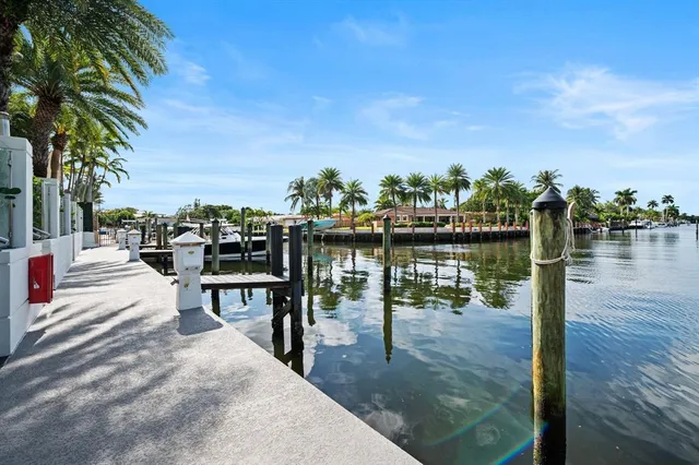 $1,999,995 | 240 Shore Court, Lauderdale-by-the-Sea, FL 33308