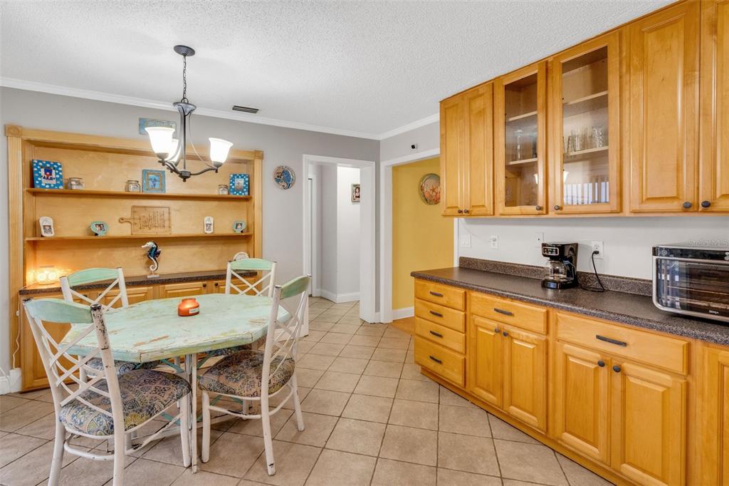 202 St Lucie Road Winter Haven, FL 33884 - Photo 8 of 32 Gallery Image 8