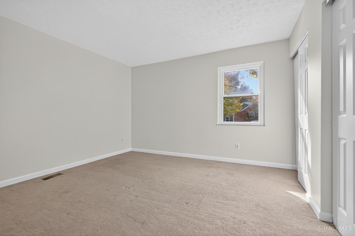 6355 Corbly Road, Unit 11 Cincinnati, OH 45230 - Photo 20 of 35 Gallery Image 20