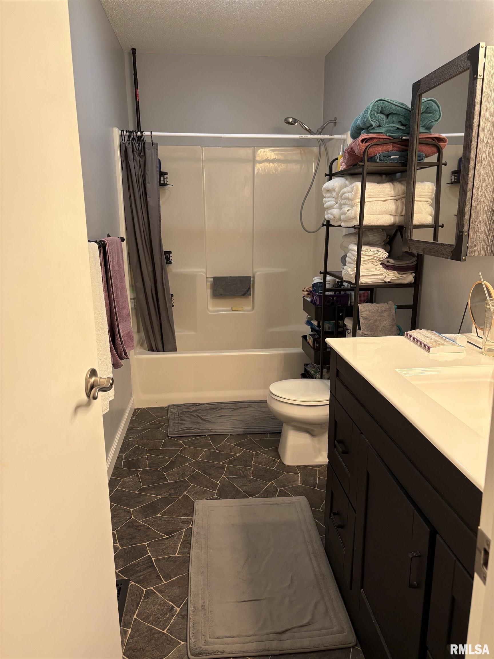 128 Volare Lane Springfield, IL 62703 - Photo 14 of 15