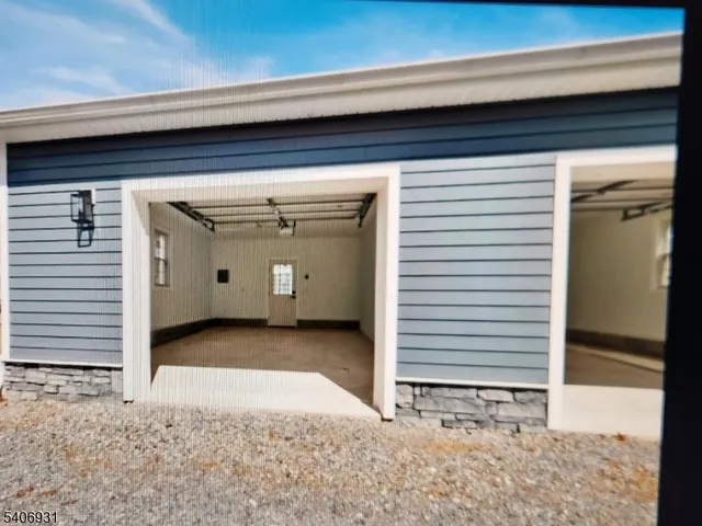 $2,800 | 30 8th Street, Frenchtown, NJ 08825