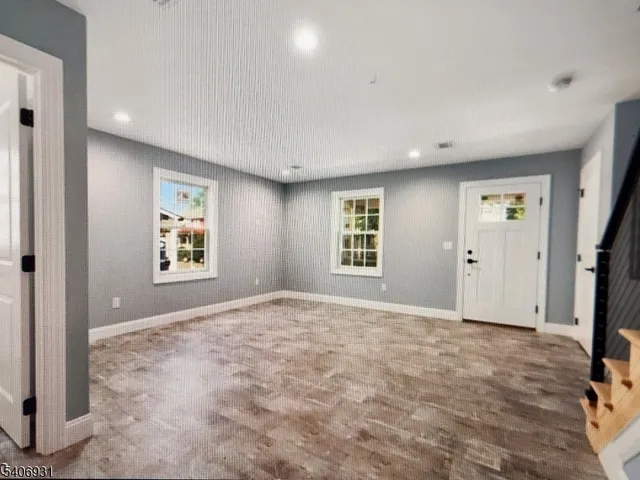 $2,800 | 30 8th Street, Frenchtown, NJ 08825