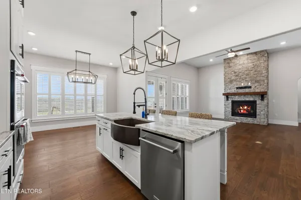$2,150,000 | 6419 Highway 70, Crossville, TN 38571