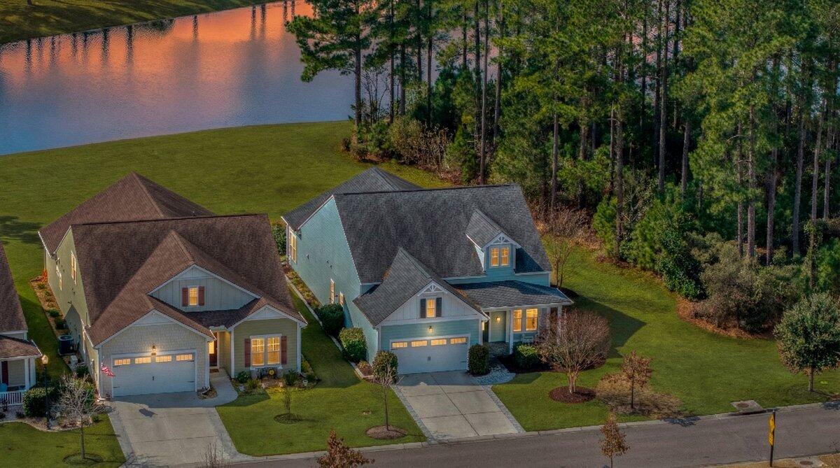 403 Four Seasons Boulevard Summerville, SC 29486 - Photo 3 of 68 Twilight-3 (2)