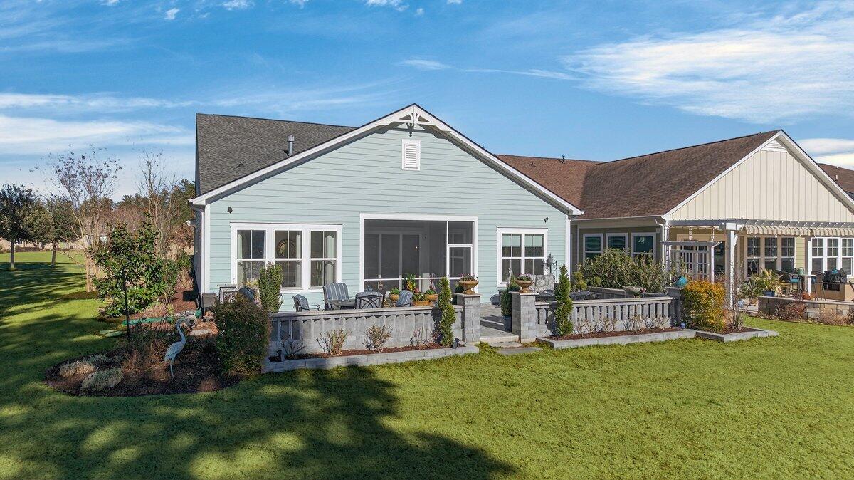 403 Four Seasons Boulevard Summerville, SC 29486 - Photo 47 of 68 403 Four Seasons Blvd Grass-9