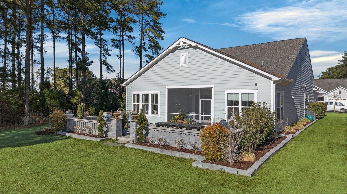 403 Four Seasons Boulevard Summerville, SC 29486 - Photo 48 of 68 403 Four Seasons Blvd Grass-7
