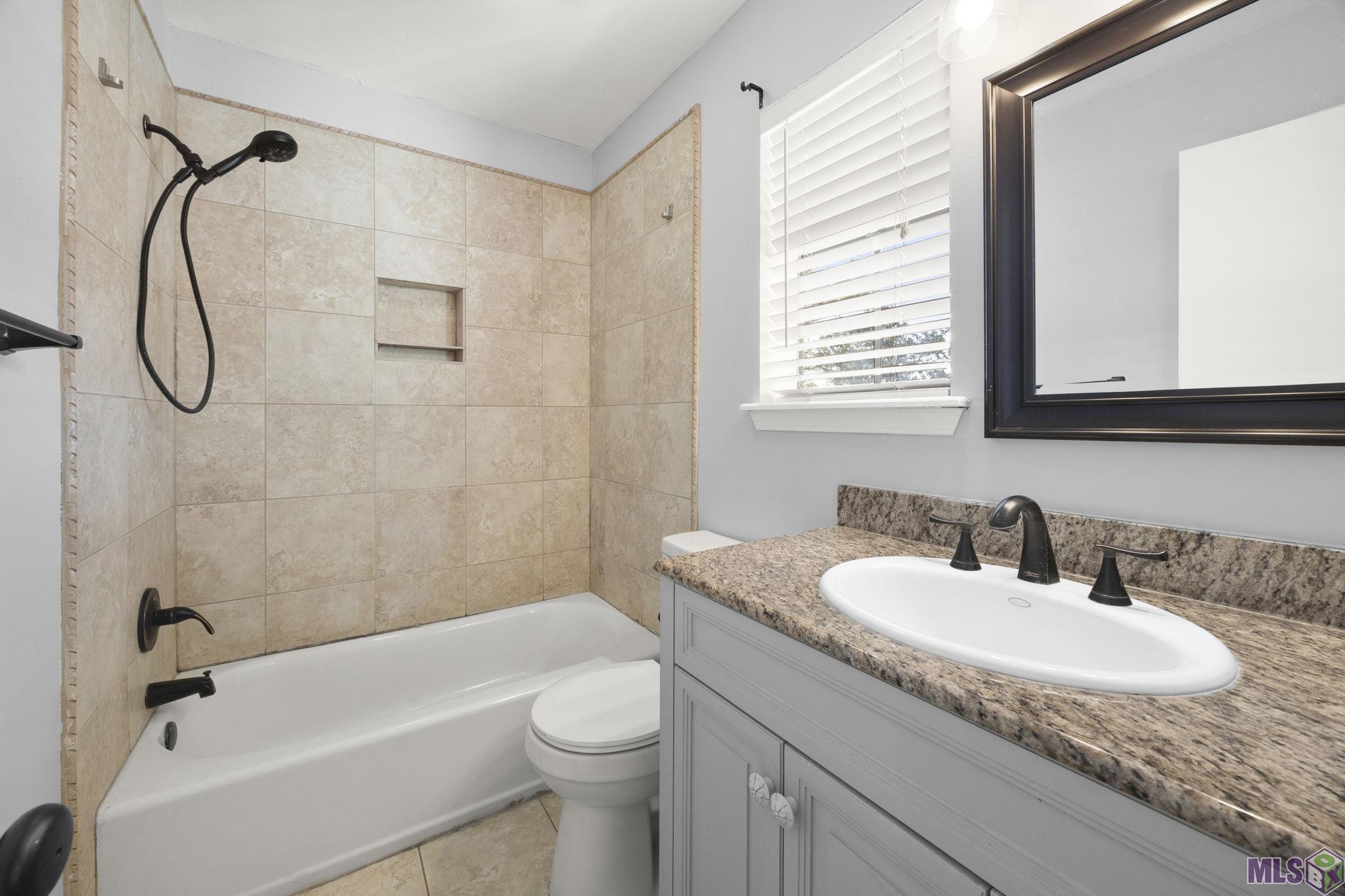 9817 Siegen Lane Baton Rouge, LA 70810 - Photo 13 of 19