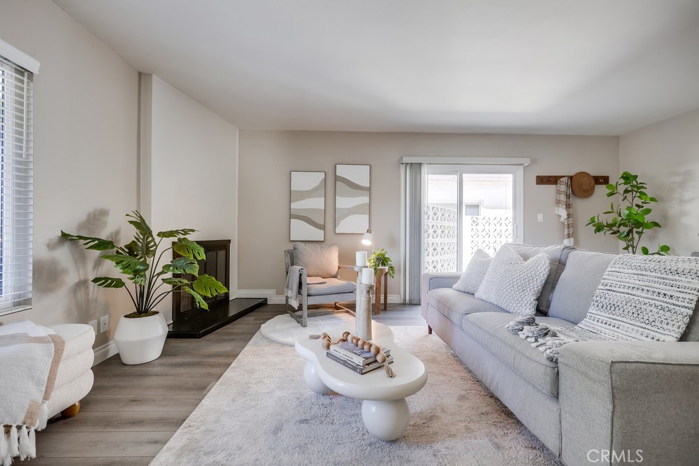 1354 Shadow Lane, Unit 102 Fullerton, CA 92831 - Photo 4 of 29