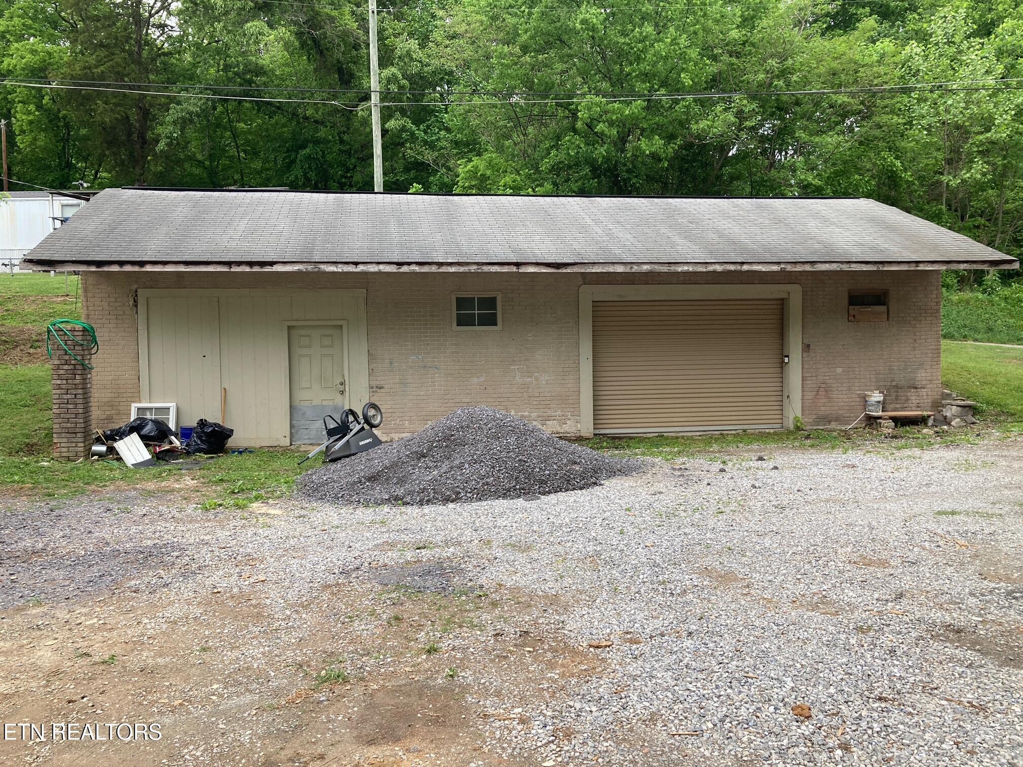 826 Pop Hollow Road Clinton, TN 37716 - Photo 3 of 3 IMG_7626