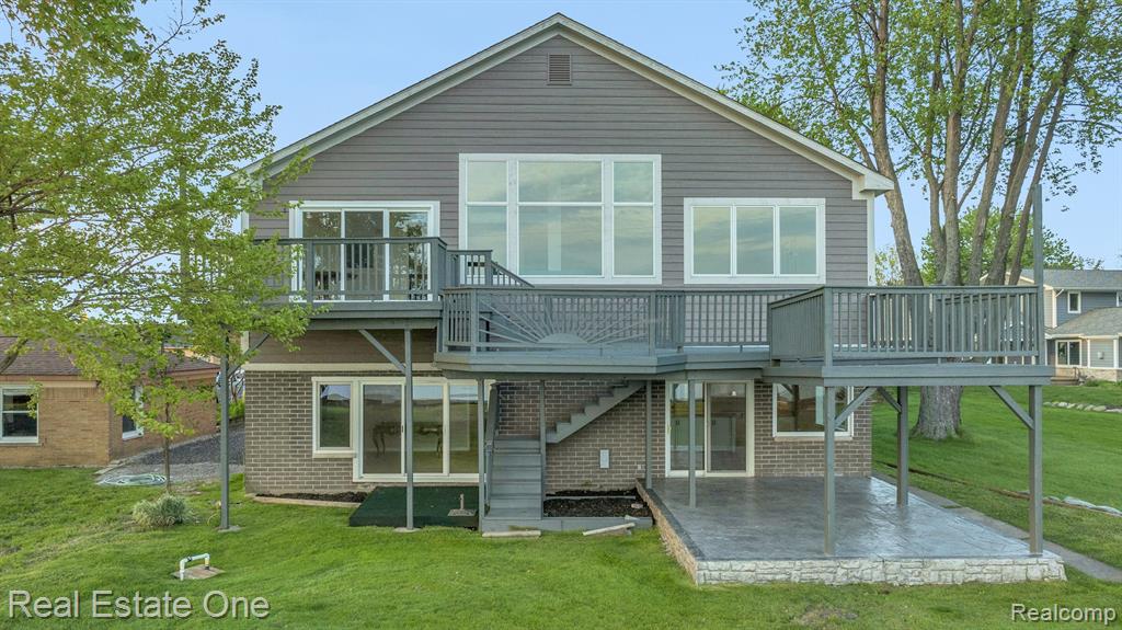 48712 Point Lakeview Street Chesterfield, MI 48047 - Photo 4 of 71