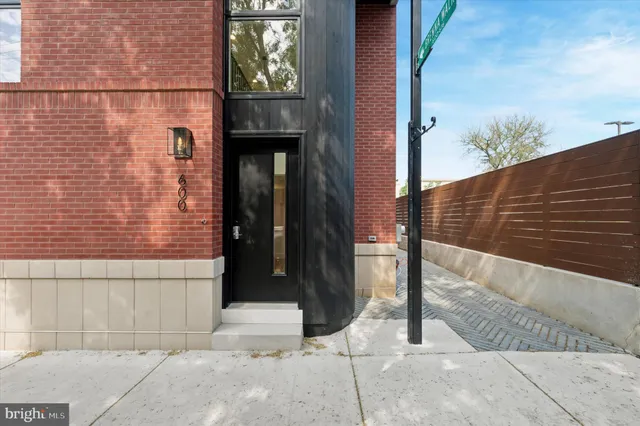 $1,250,000 | 600 Brenna Walk, Philadelphia, PA 19123