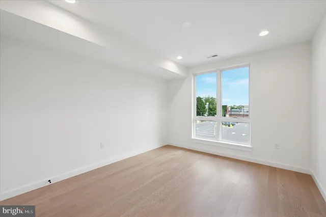 $1,250,000 | 600 Brenna Walk, Philadelphia, PA 19123