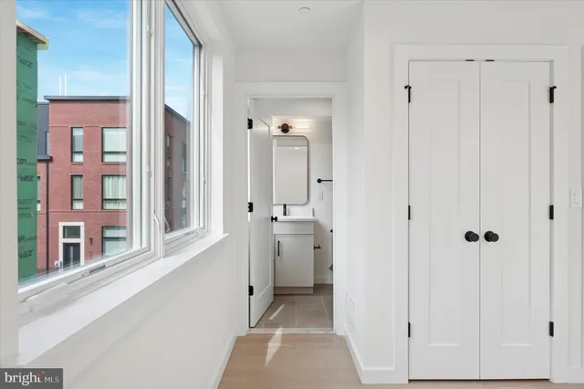 $1,250,000 | 600 Brenna Walk, Philadelphia, PA 19123