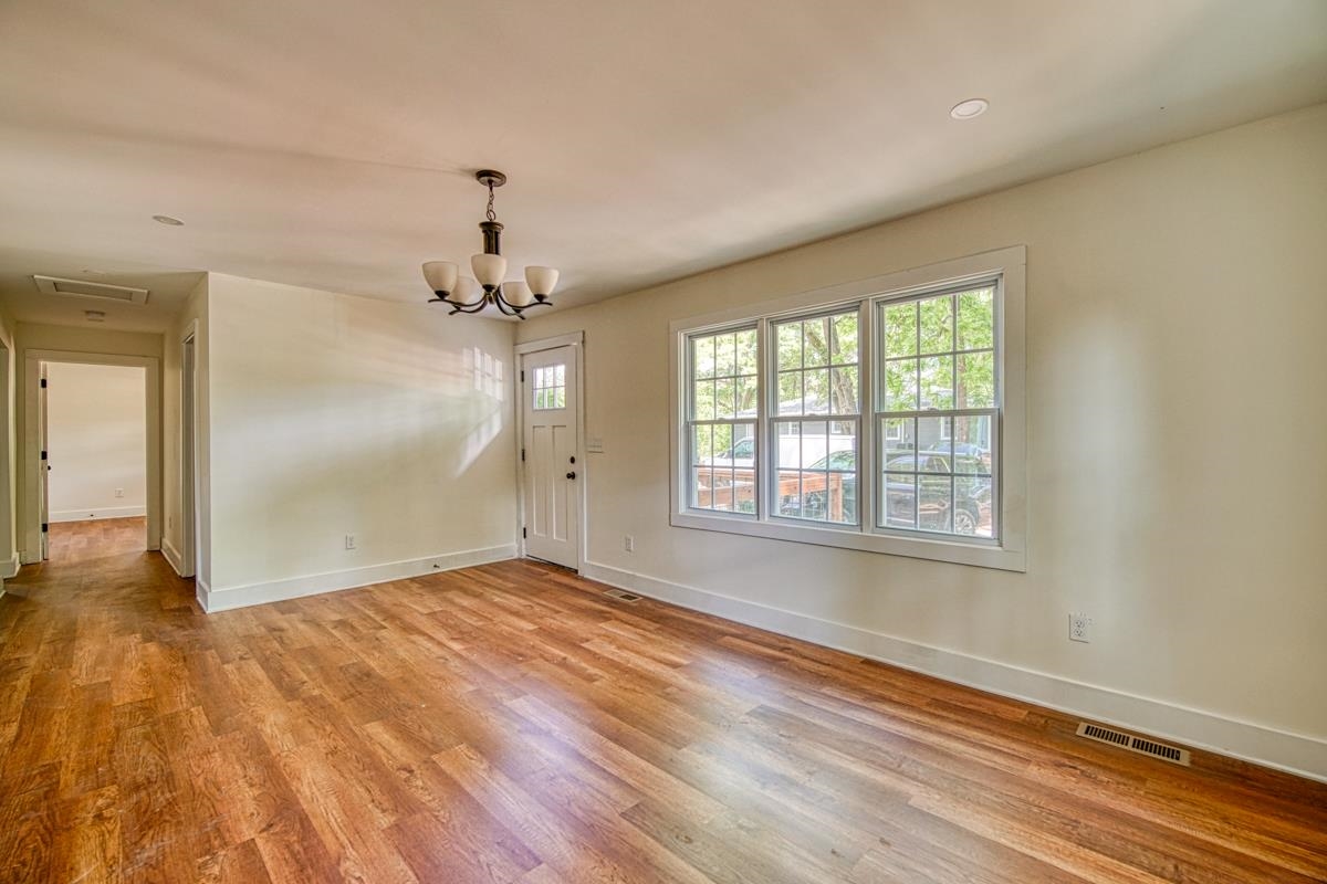 112 Poteat Street Chesnee, SC 29323 - Photo 11 of 31