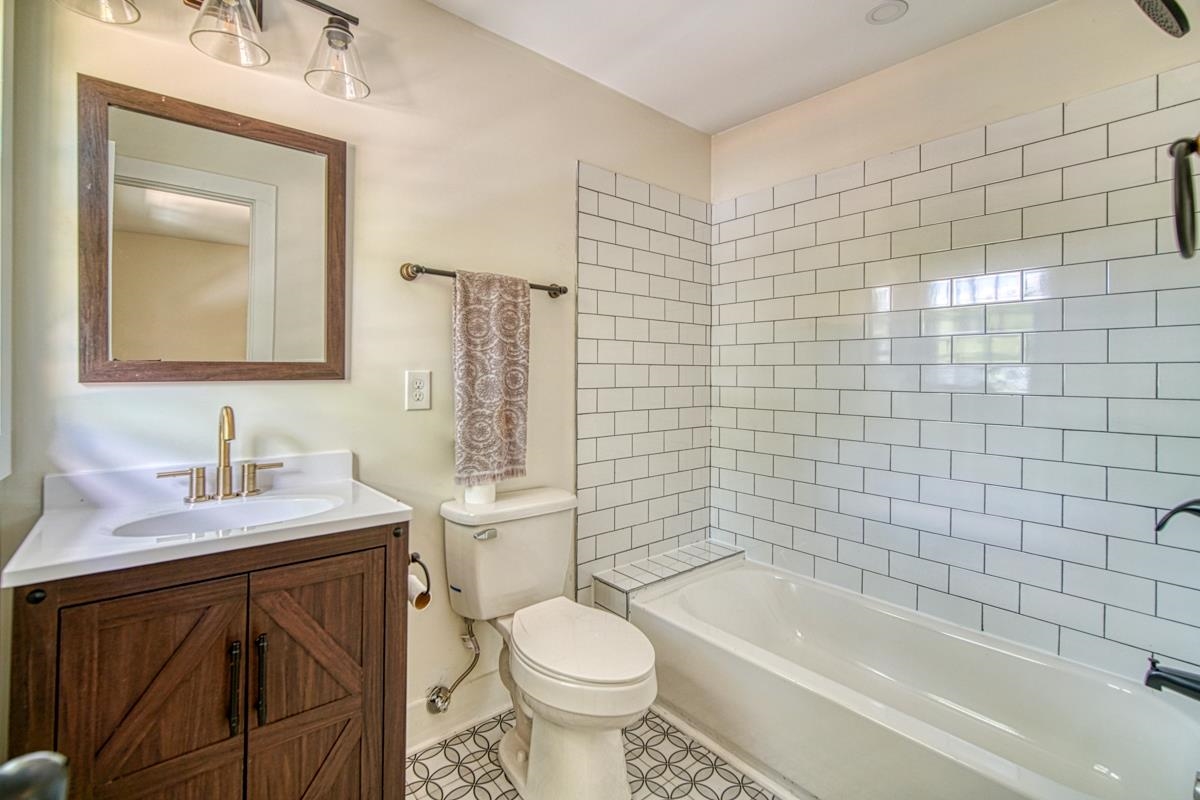 112 Poteat Street Chesnee, SC 29323 - Photo 24 of 31