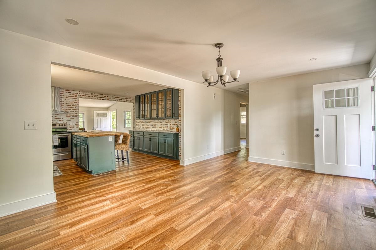 112 Poteat Street Chesnee, SC 29323 - Photo 9 of 31