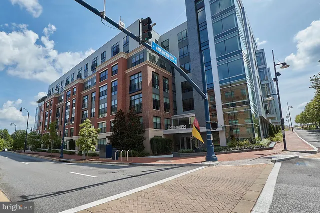 $2,300 | 145 Riverhaven Drive, Unit 515, Oxon Hill, MD 20745