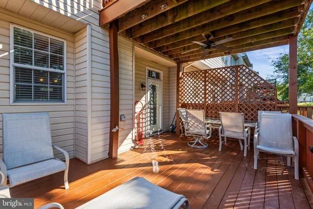 a view of an outdoor space and a yard